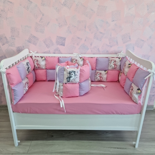 Aparatori de patut tip Patchwork mov...