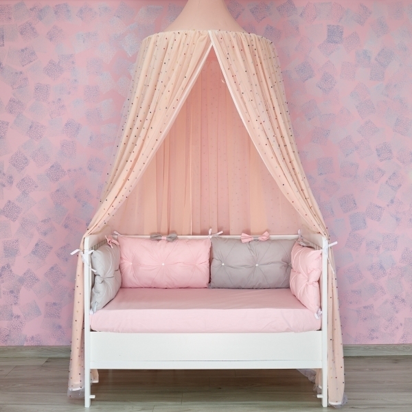 Baldachin de tavan din tulle si voal, peach alb