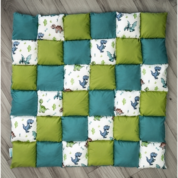 Cortulet de joaca Teepee 105 x 105cm cu salteluta, verde cu turcoaz si dinozauri