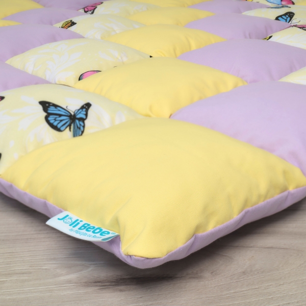Saltea de joaca premium patchwork, 100 x 100 cm, galben cu lila si fluturi