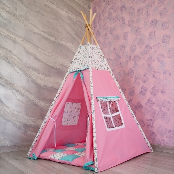 Cort de joaca Teepee, roz cu turcoaz si unicorni colorati